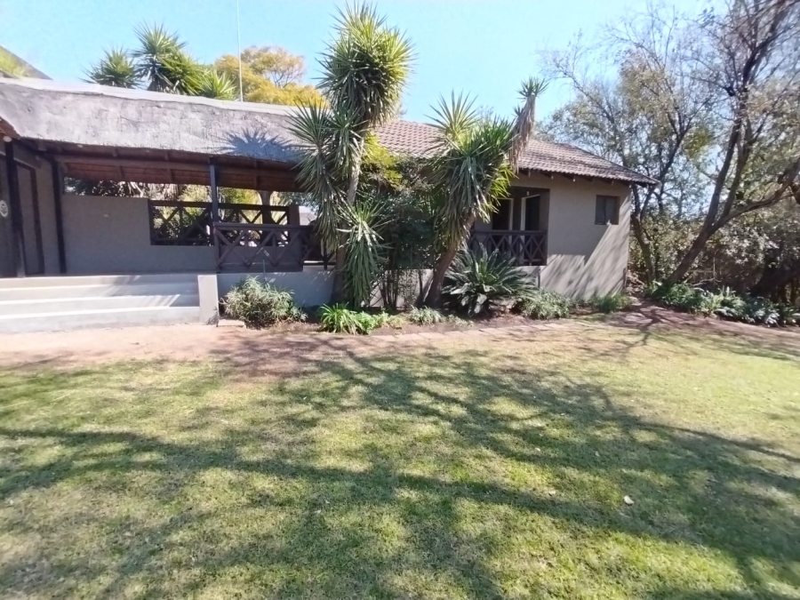 Commercial Property for Sale in Zoutpansdrift A H North West